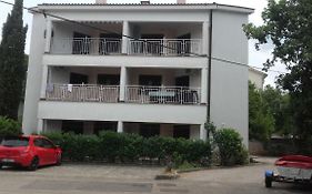 Studio Apartman Lady